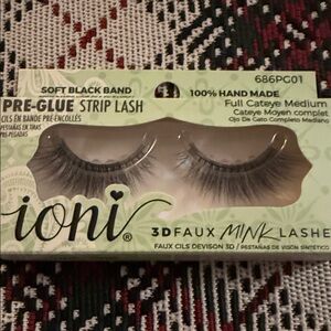 Ioni 3D Faux Mink Lashes with Soft Black Band